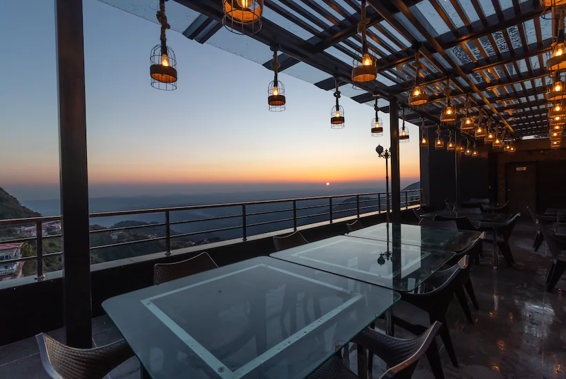 The Park Royale Inn by Lawrence Mussoorie